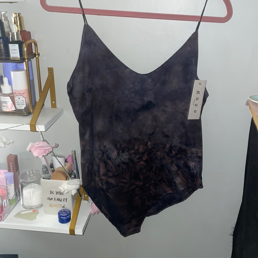 NWT Gaze tie-dye body suit Sz L